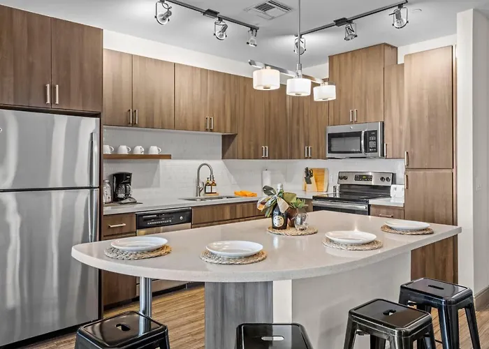 Modern Town Waterfront Cozysuites Paradise 07