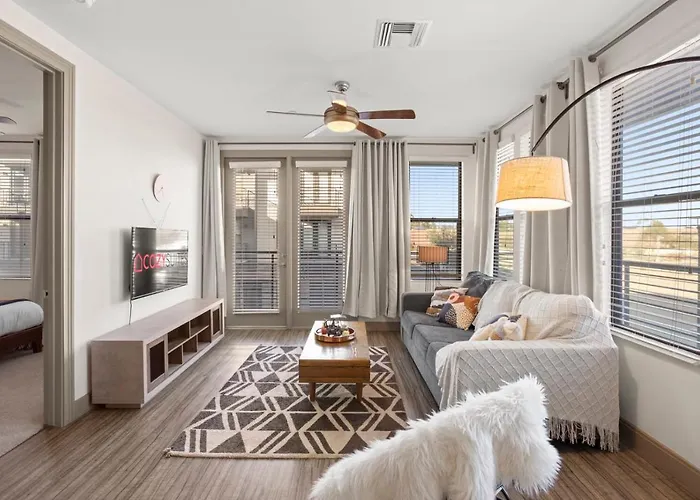 Modern Town Waterfront Cozysuites Paradise 07