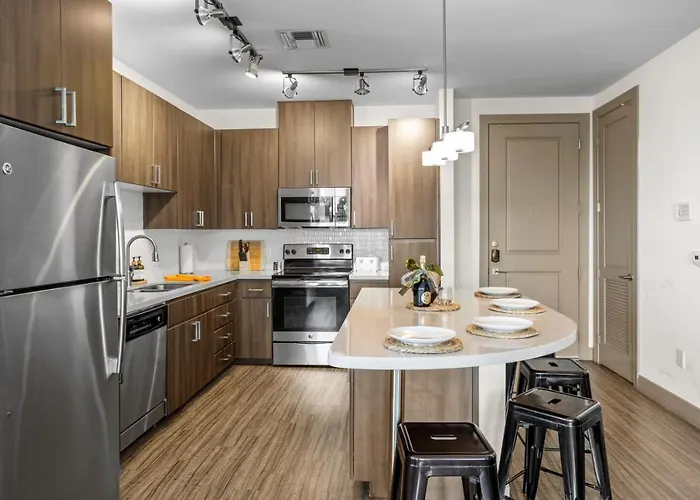 Modern Town Waterfront Cozysuites Paradise 07 Apartment *
